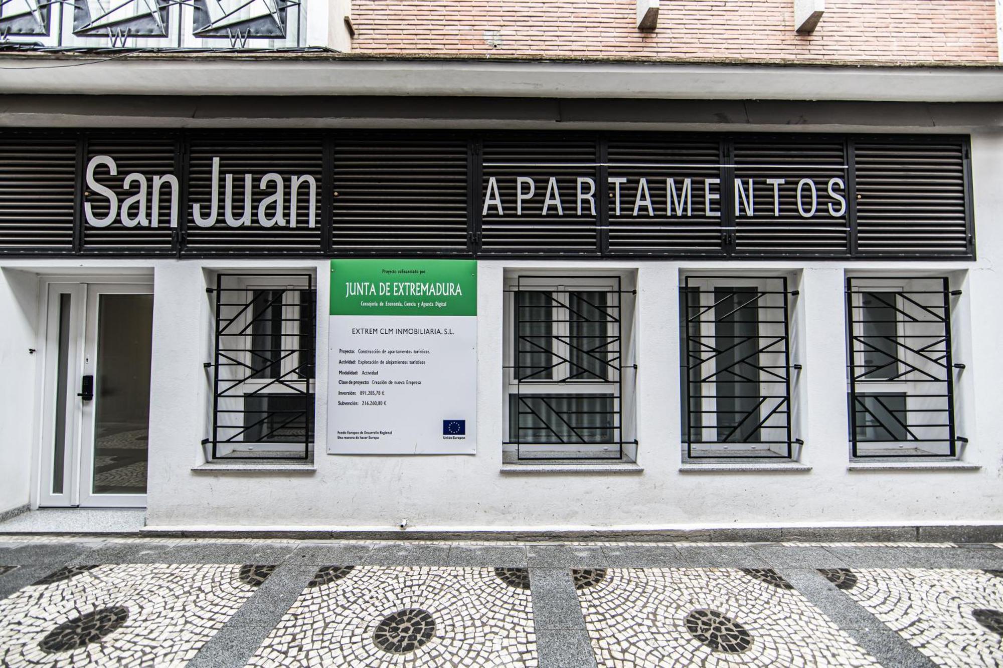 Apartamentos Luxury En San Juan Badajoz Exterior photo